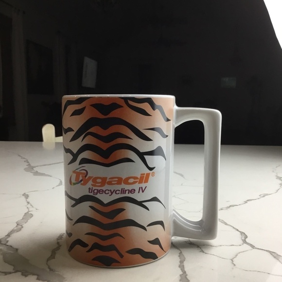 TYGACIL Pharmaceuticals Drug Rep Ceramic Coffee Mug Cup Collectable 14 Oz - Picture 2 of 6